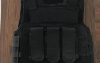 vest